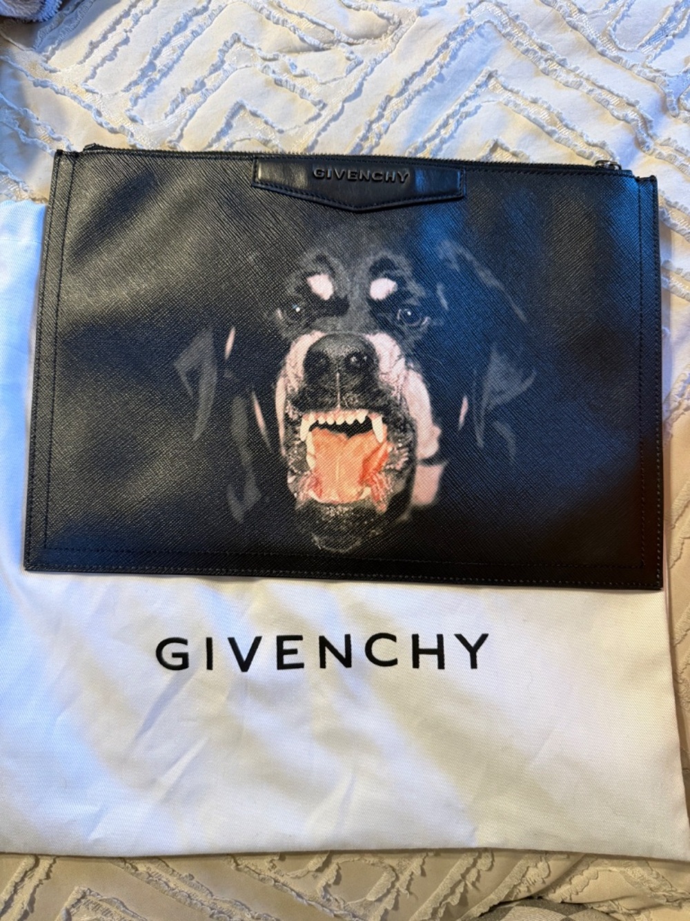 Givenchy Rottweiler clutch - Picture 3 of 4